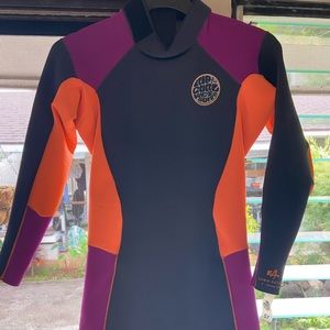 Woman’s 12 wet suit brand new!! Rip curl